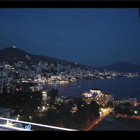Central Boutique Hostel Sarandë Exteriör bild